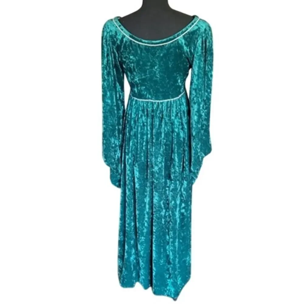 Handmade Renaissance Medieval Style Green Velvet Costume Dress Lace-Up Maxi
